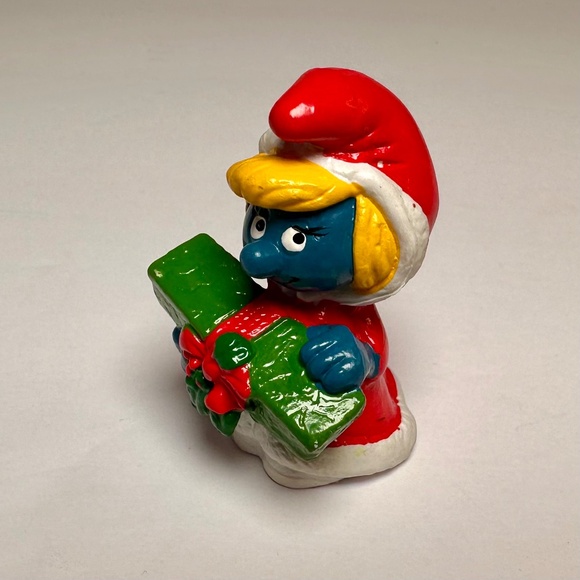 Vintage Smurfette Christmas Figurine 1981 Schleich Peyo Hong Kong Smurfs Holiday - Picture 4 of 6